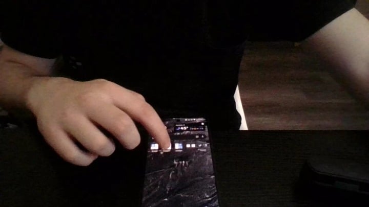 Open accidental discovery phone