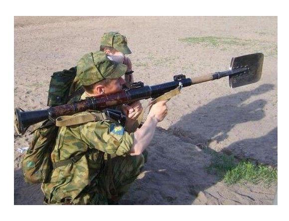 Open digging trench weapon