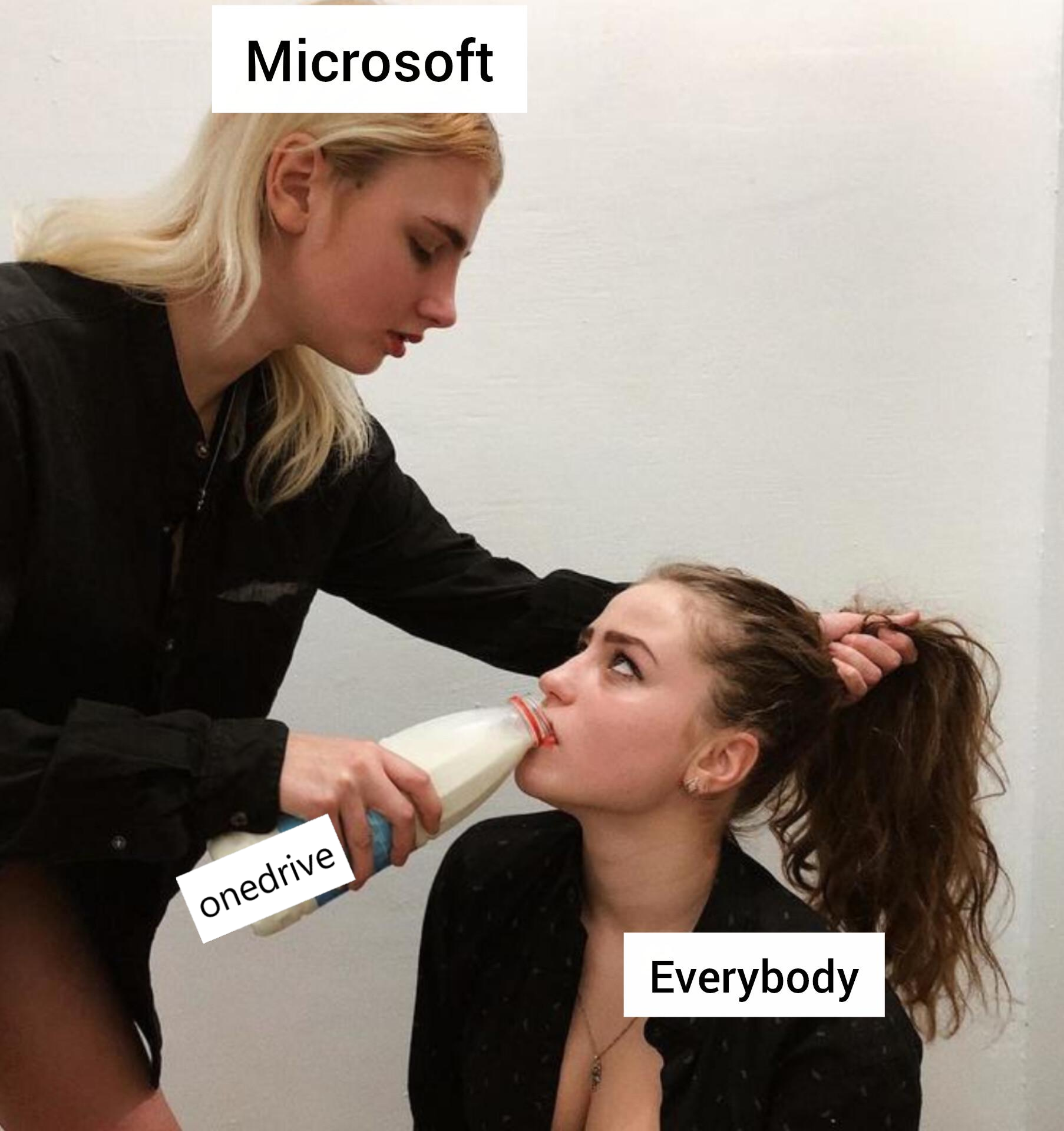 Open microsoft onedrive save clicks