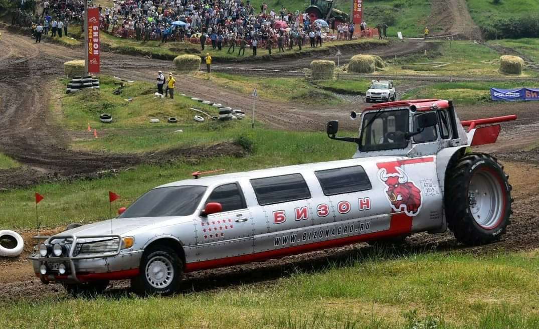 Open soviet official helping peasants