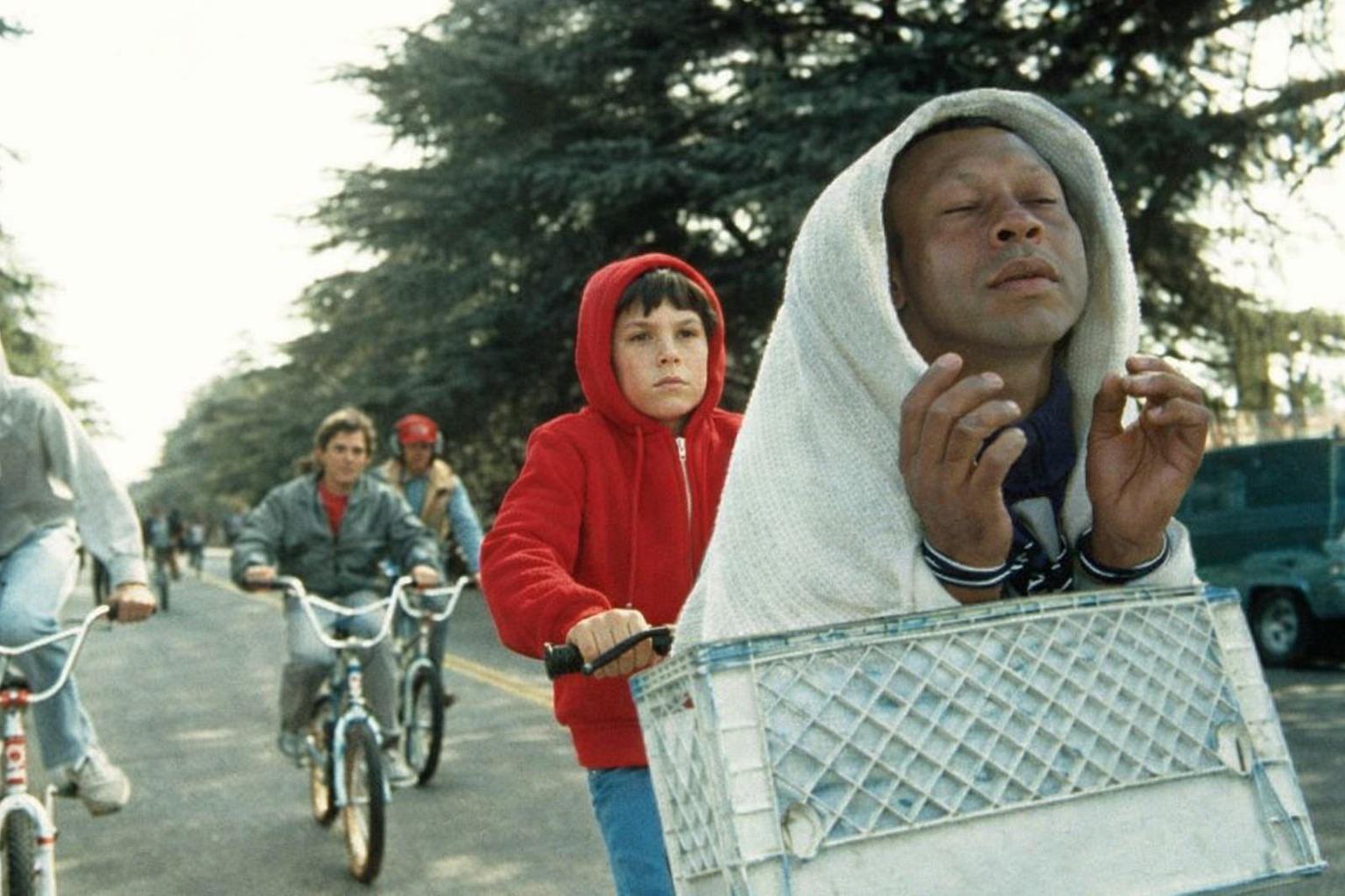 Open tweedledee friends scene